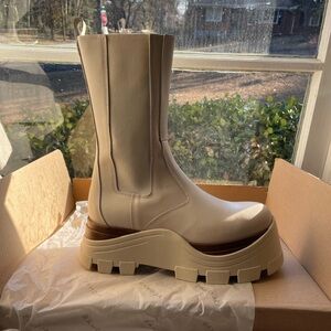 ALOHAS - BRAND NEW - Phoenix Nutty Cream Platform Chunky Chelsea Boots